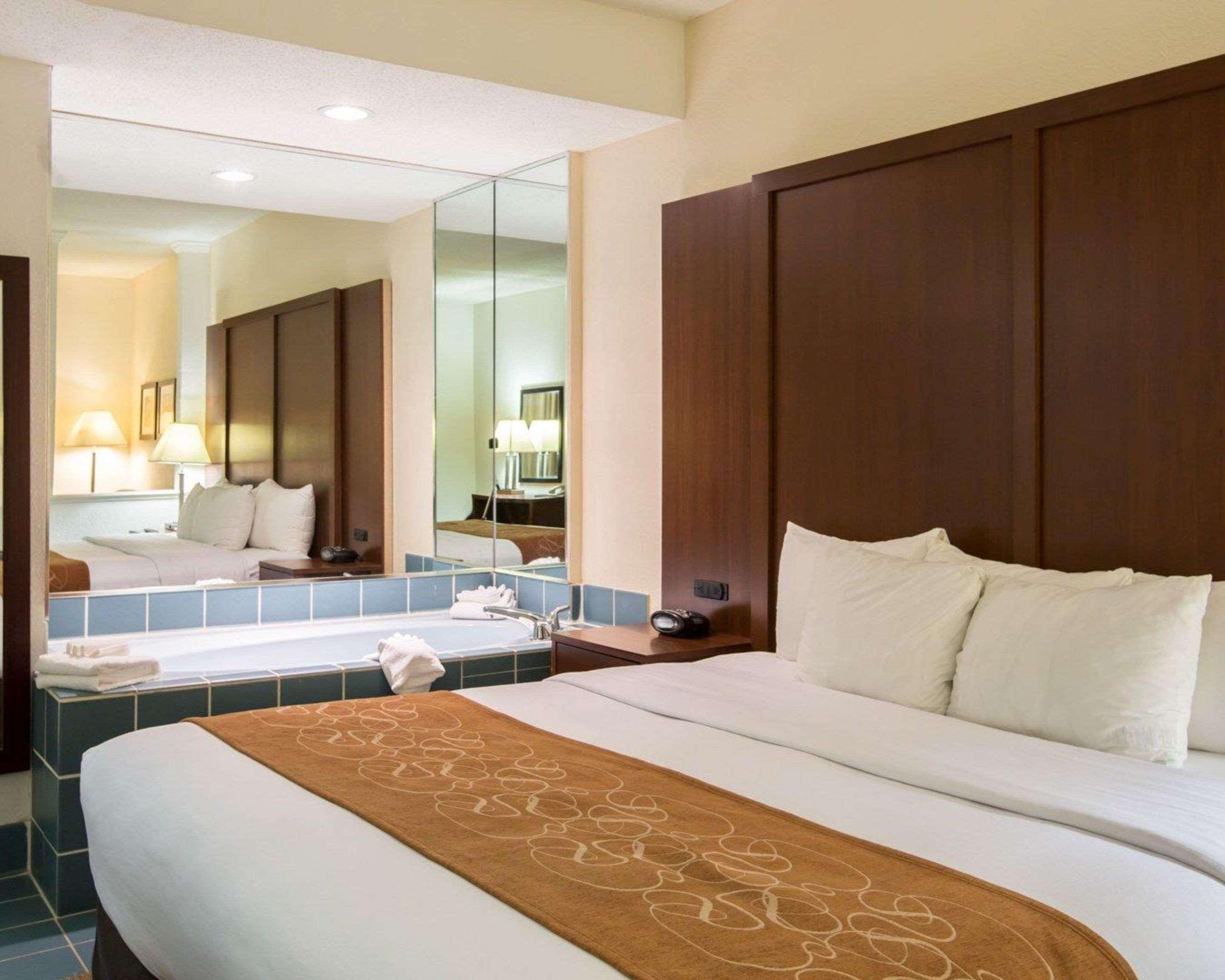 Comfort Suites Cumming-Atlanta Near Northside Hospital Forsyth Eksteriør billede