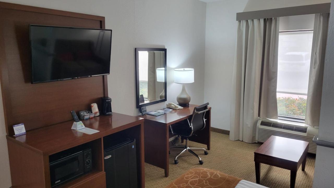 Comfort Suites Cumming-Atlanta Near Northside Hospital Forsyth Eksteriør billede