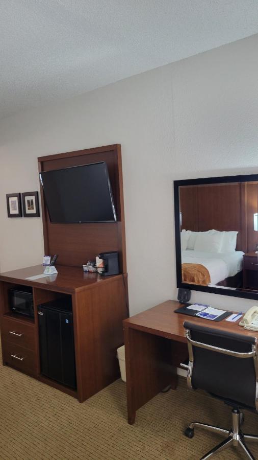 Comfort Suites Cumming-Atlanta Near Northside Hospital Forsyth Eksteriør billede