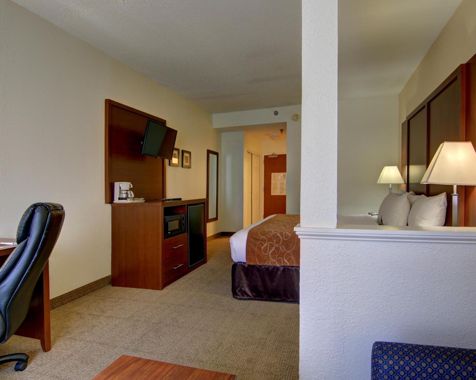 Comfort Suites Cumming-Atlanta Near Northside Hospital Forsyth Værelse billede
